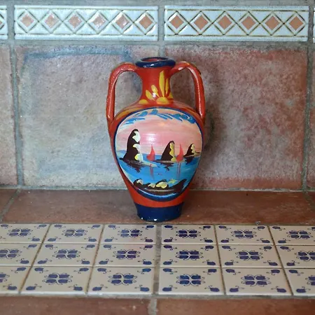 Galatea Acitrezza Apartment