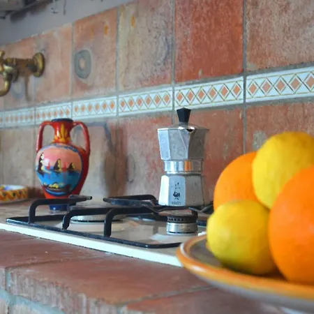 Apartment Galatea Acitrezza *